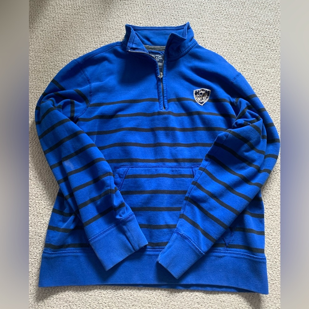 American Eagle Blue and Black Striped Men's Sweater